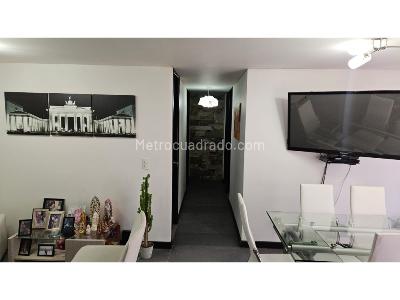 Apartamento de 3 alcobas en venta en Rodeo Alto, Medellín, 60 m² · foto 2 de 15