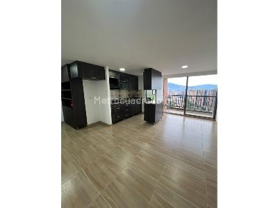 Apartamento de 3 alcobas en venta en Rodeo Alto, Medellín, 70 m² · foto 3 de 20