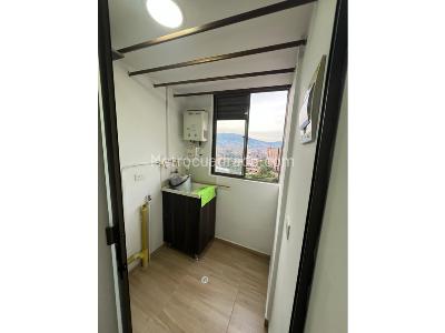 Apartamento de 3 alcobas en venta en Rodeo Alto, Medellín, 70 m² · foto 10 de 20