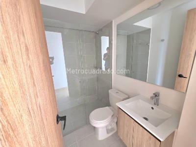 Apartamento de 3 alcobas en venta en Los Gomez, Itagüí, 56 m² · foto 6 de 13