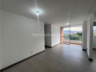 Apartamento en venta en Viviendas Del Sur, Itagüí · foto 2 de 13