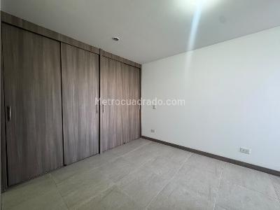 Apartamento en venta en Viviendas Del Sur, Itagüí · foto 8 de 13