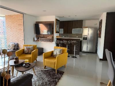 Apartamento de 2 alcobas en venta en Castropol, Medellín, 94 m² · foto 3 de 20