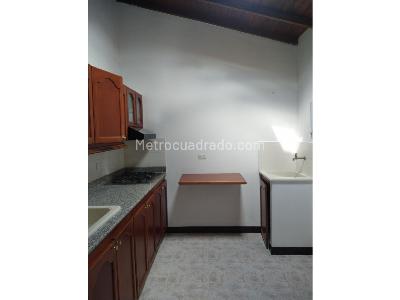 Apartamento en venta en Belen Rosales, Medellín · foto 2 de 18