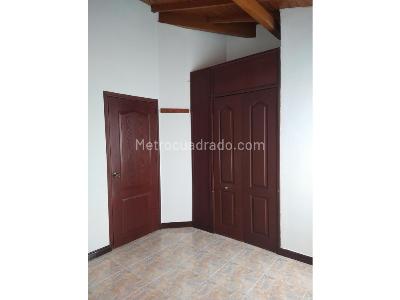 Apartamento en venta en Belen Rosales, Medellín · foto 4 de 18