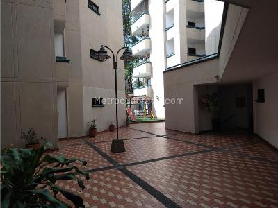 Apartamento en venta en Belen Rosales, Medellín · foto 18 de 18