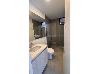 Apartamento en venta en Los Colores, Medellín · foto 13 de 20