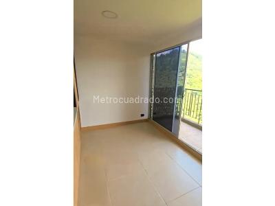 Apartamento de 3 alcobas en venta en San Remo, Sabaneta, 67 m² · foto 9 de 20