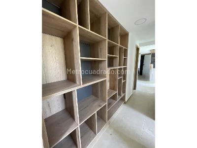 Apartamento de 3 alcobas en venta en San Remo, Sabaneta, 67 m² · foto 10 de 20