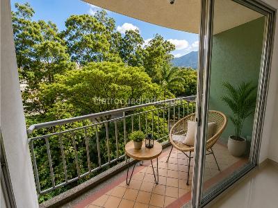 Apartamento en venta en Suramerica, Itagüí · foto 3 de 10