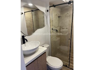 Apartamento de 3 alcobas en venta en San Gabriel, Itagüí, 52 m² · foto 13 de 14