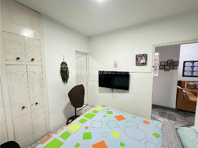 Apartamento de 5 alcobas en venta en Belen Los Alpes, Medellín, 240 m² · foto 10 de 20