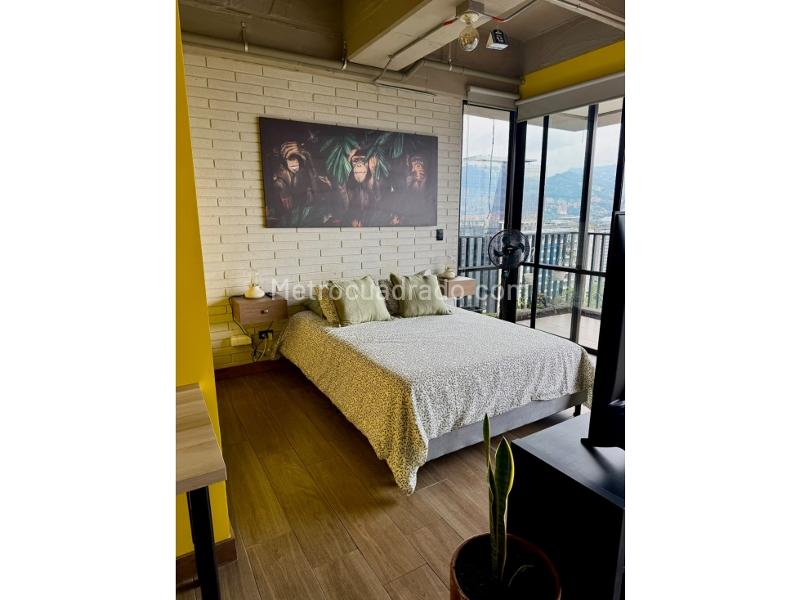 Piso – Medellín, Colombia, El Poblado - Más