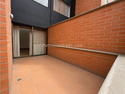 Apartamento de 3 alcobas en venta en Suramerica, Itagüí, 77 m² · foto 3 de 13