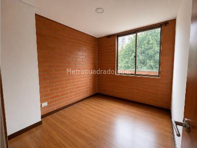 Apartamento de 3 alcobas en venta en Suramerica, Itagüí, 77 m² · foto 12 de 13