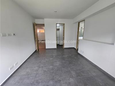 Apartamento de 3 alcobas en arriendo en Loma De Las Brujas, Envigado, 130 m² · foto 17 de 20