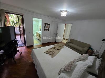Apartamento de 4 alcobas en venta en El Poblado, Medellín, 261 m² · foto 10 de 17