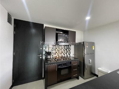 Apartamento de 2 alcobas en venta en El Poblado, Medellín, 73 m² · foto 15 de 20