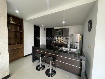 Apartamento de 2 alcobas en venta en El Poblado, Medellín, 73 m² · foto 17 de 20