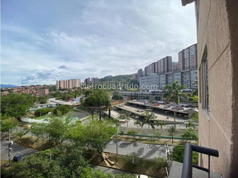 Piso – Bello - Vista 2