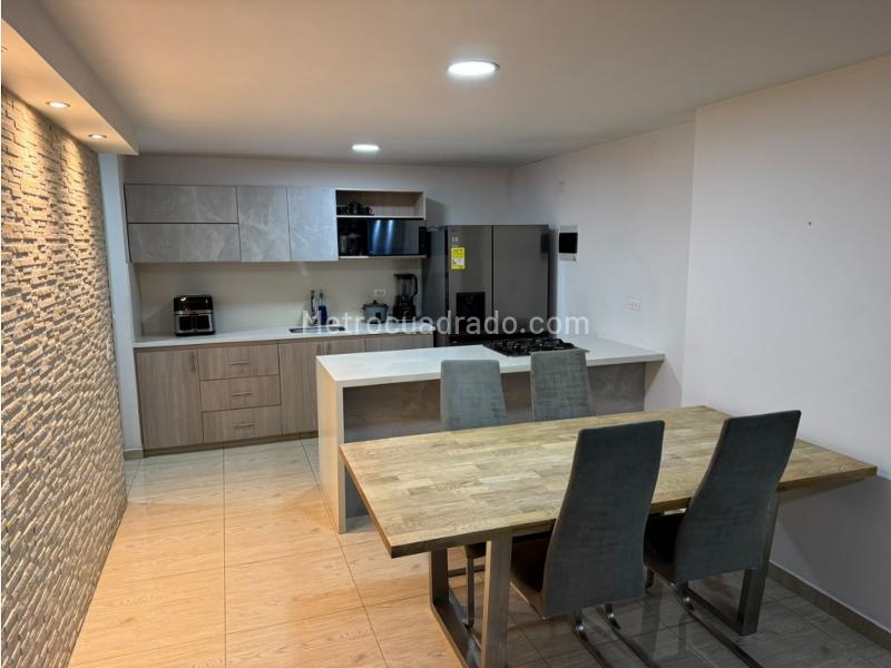 Piso – Bello - Vista 3