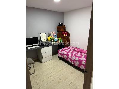 Apartamento de 3 alcobas en venta en Norte America, Bello, 89 m² · foto 12 de 20