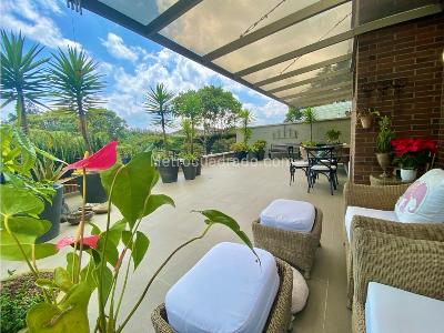 Apartamento de 2 alcobas en venta en Llano Grande, Rionegro, 190 m² · foto 3 de 12