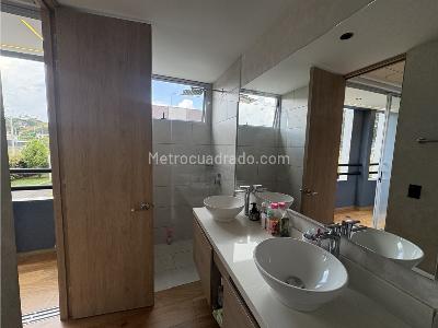 Casa de 4 alcobas en venta en Barro Blanco, Rionegro, 230 m² · foto 17 de 20