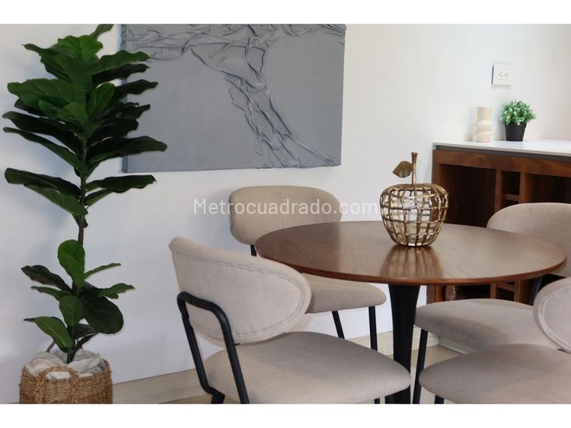 Piso – Envigado - Más