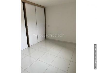 Apartamento de 3 alcobas en venta en Santa Ana, Bello, 60 m² · foto 11 de 13