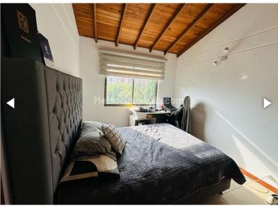 Casa de 4 alcobas en venta en Loma Del Esmeraldal, Envigado, 165 m² · foto 11 de 14