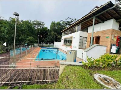 Casa de 4 alcobas en venta en Loma Del Esmeraldal, Envigado, 165 m² · foto 14 de 14