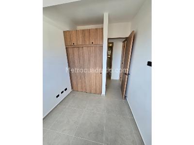 Apartamento de 2 alcobas en venta en Ciudad Fabricato, Bello, 64 m² · foto 9 de 19