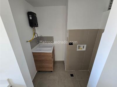 Apartamento de 2 alcobas en venta en Ciudad Fabricato, Bello, 64 m² · foto 12 de 19