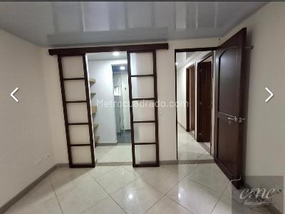 Apartamento de 3 alcobas en venta en Calle Viejo, Bello, 64 m² · foto 2 de 8