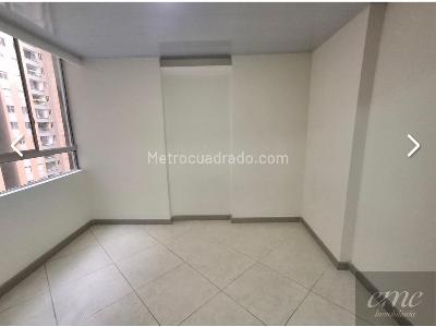 Apartamento de 3 alcobas en venta en Calle Viejo, Bello, 64 m² · foto 4 de 8