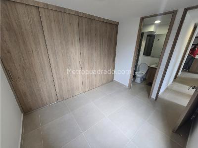 Apartamento de 3 alcobas en venta en Cañaveralejo, Sabaneta, 55 m² · foto 5 de 9