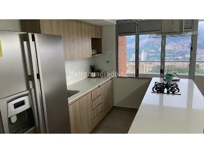 Apartamento de 3 alcobas en venta en Amazonia, Bello, 130 m² · foto 3 de 20