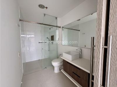 Apartaestudio en venta en Aeropuerto, Rionegro, 63 m² · foto 8 de 11