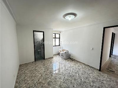 Apartamento en venta en Laureles, Medellín · foto 13 de 19