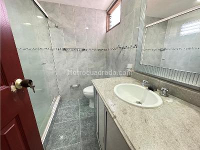 Apartamento en venta en Laureles, Medellín · foto 14 de 19