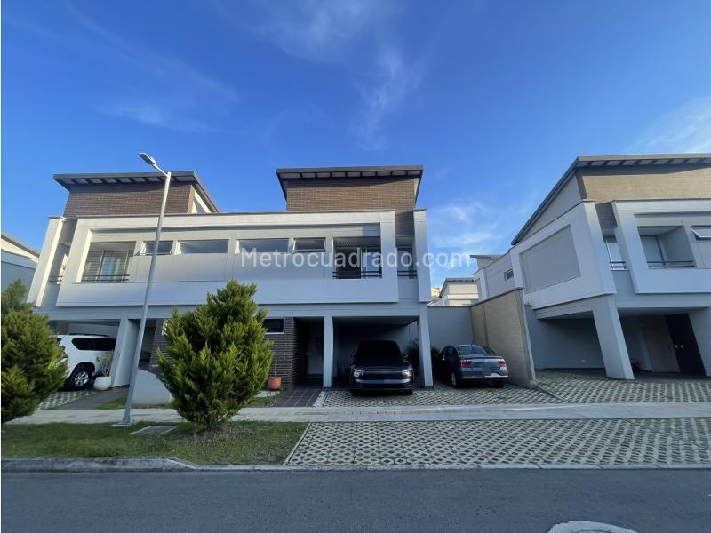 Casa en Arriendo, Barro Blanco, Rionegro