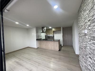 Apartamento de 3 alcobas en venta en San Antonio De Pereira, Rionegro, 76 m² · foto 2 de 20