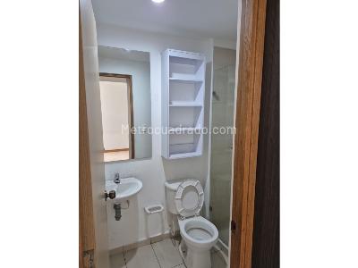 Apartamento de 2 alcobas en venta en Niquia, Bello, 66 m² · foto 7 de 11