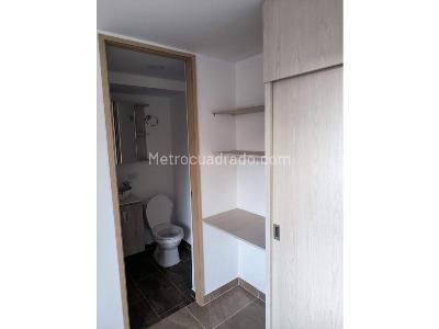 Apartamento de 3 alcobas en venta en Amazonia, Bello, 62 m² · foto 9 de 13