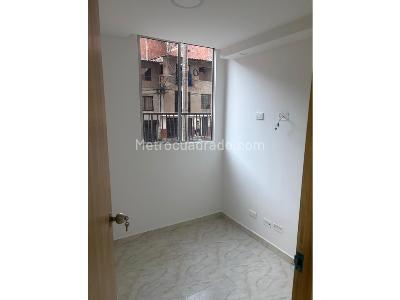 Apartamento de 2 alcobas en venta en Calle Vieja, Bello, 45 m² · foto 11 de 17