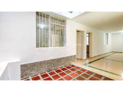 Casa de 5 alcobas en venta en Santa Monica, Medellín, 185 m² · foto 13 de 20