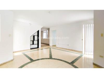 Casa de 5 alcobas en venta en Santa Monica, Medellín, 185 m² · foto 3 de 20