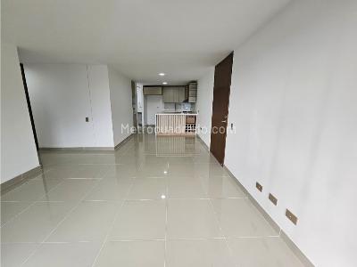 Apartamento en venta en Loma Del Indio, Medellín · foto 8 de 20