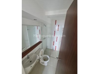 Apartamento en venta en Las Villas, Itagüí · foto 9 de 15